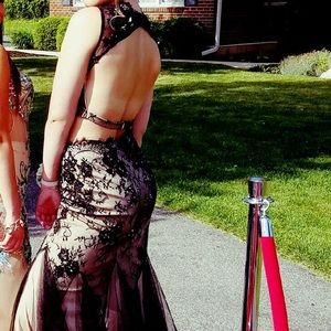 Black prom dress